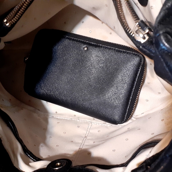 Kate Spade Black Shoulder Handbag - Picture 9 of 16